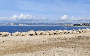2026 03 11 MARSEILLE VIEILLE CHAPELLE ECOPAGE CANADAIRE (4)